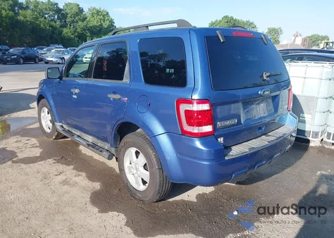 2010 Ford Escape Xlt from USA, damaged, VIN 1FMCU9DG7AKB52453
